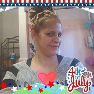 Meet your Posher, Lourdes